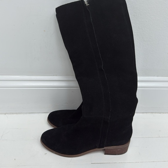 Splendid Black Keaton Boots in Sleek Suede Design - Picture 4 of 10